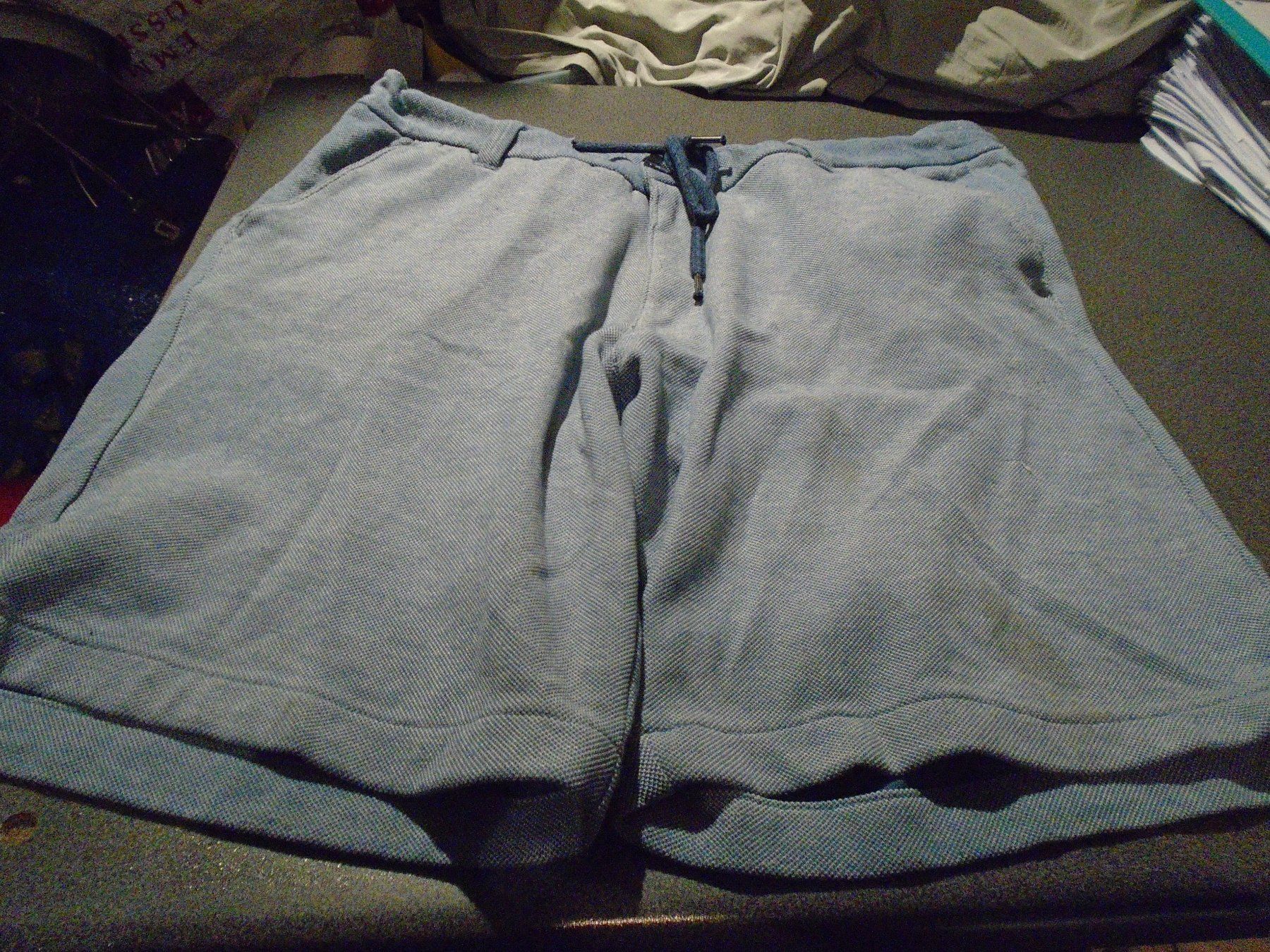 Hosen: Shorts Grösse 52, Watson's, blau – Gebraucht aus Zürich von Motzkuh