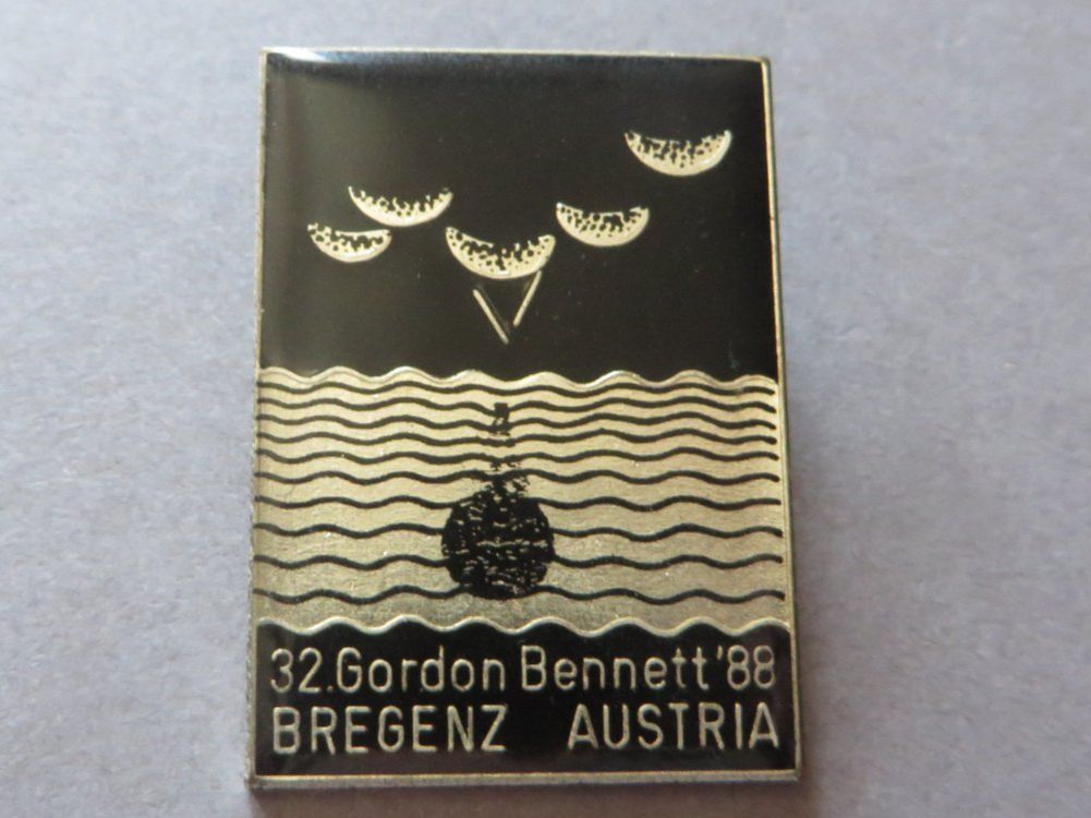 Plaketten & Abzeichen: ALTES ABZEICHEN, 32. GORDON BENNETT 88, BREGENZ, GASBALLON – Gebraucht aus Neuhausen von luckimucki