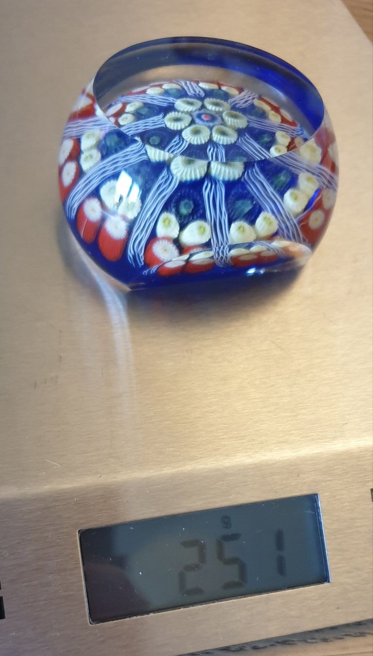 Statuette: Strathearn Paperweight Briefbeschwerer – Usato da Emmen venduto da magelan 5