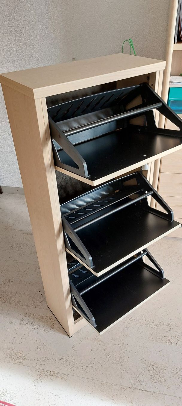 Guardaroba: Schuhschrank – Usato da Horw venduto da Zentral50 2