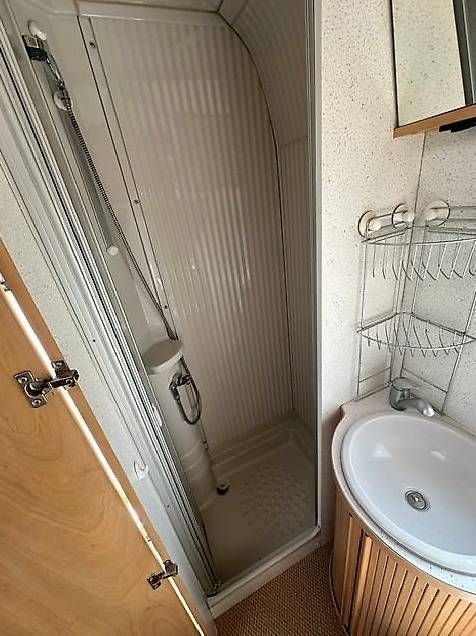 Mobile-home: Bürstner  Active A535-2 solo mt 5.63 - 6 posti letto – D'occasion à Cadenazzo par Zioeddy9 8