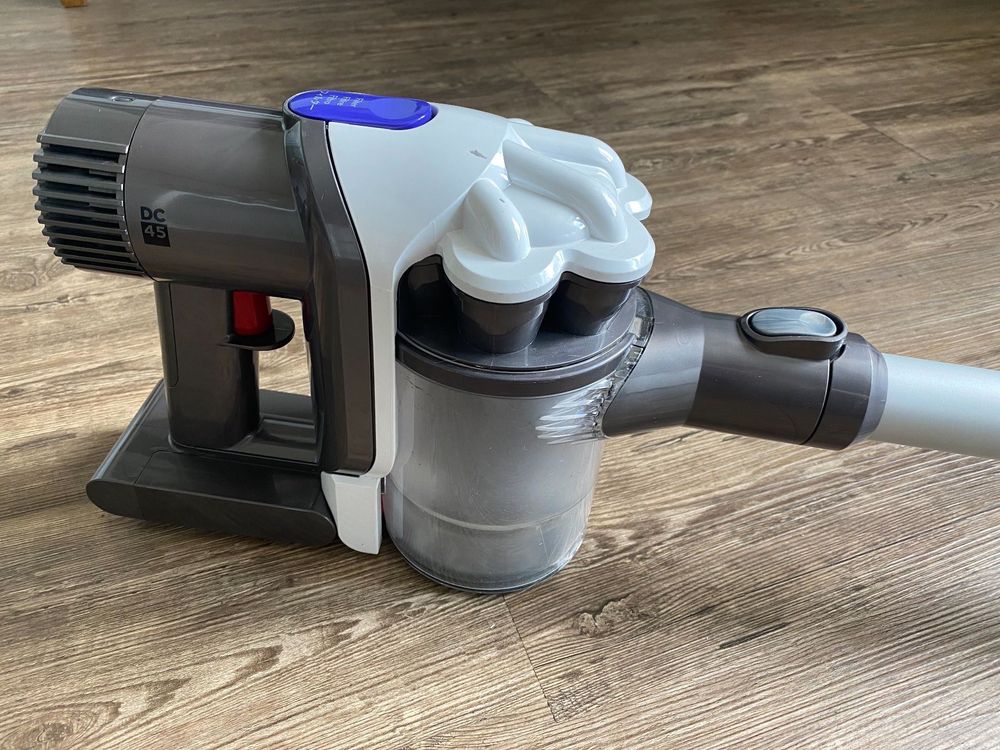Dyson DC 45 | Kaufen auf Ricardo