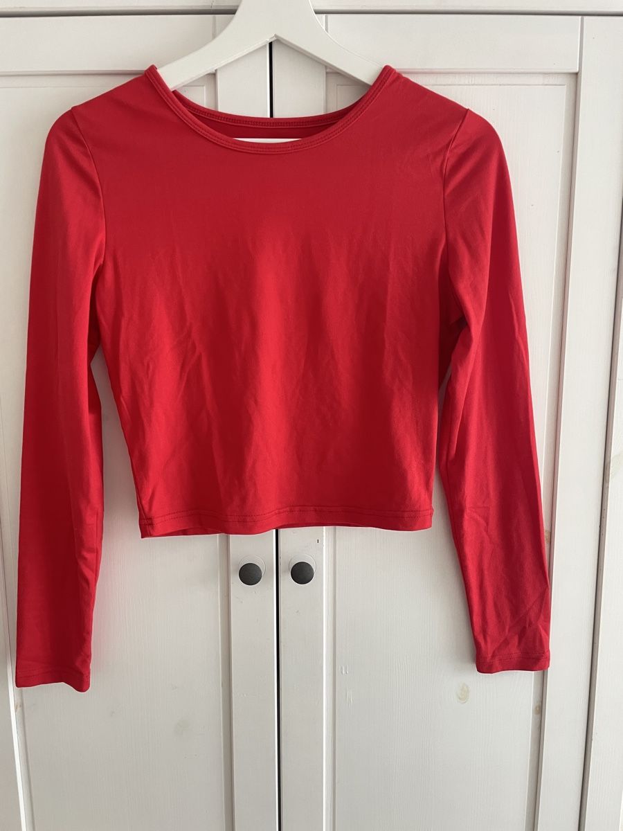 Shein Top: Rotes Langarmshirt, Grösse S – Nuovo (secondo la descrizione) da Bätterkinden venduto da jan_r77z