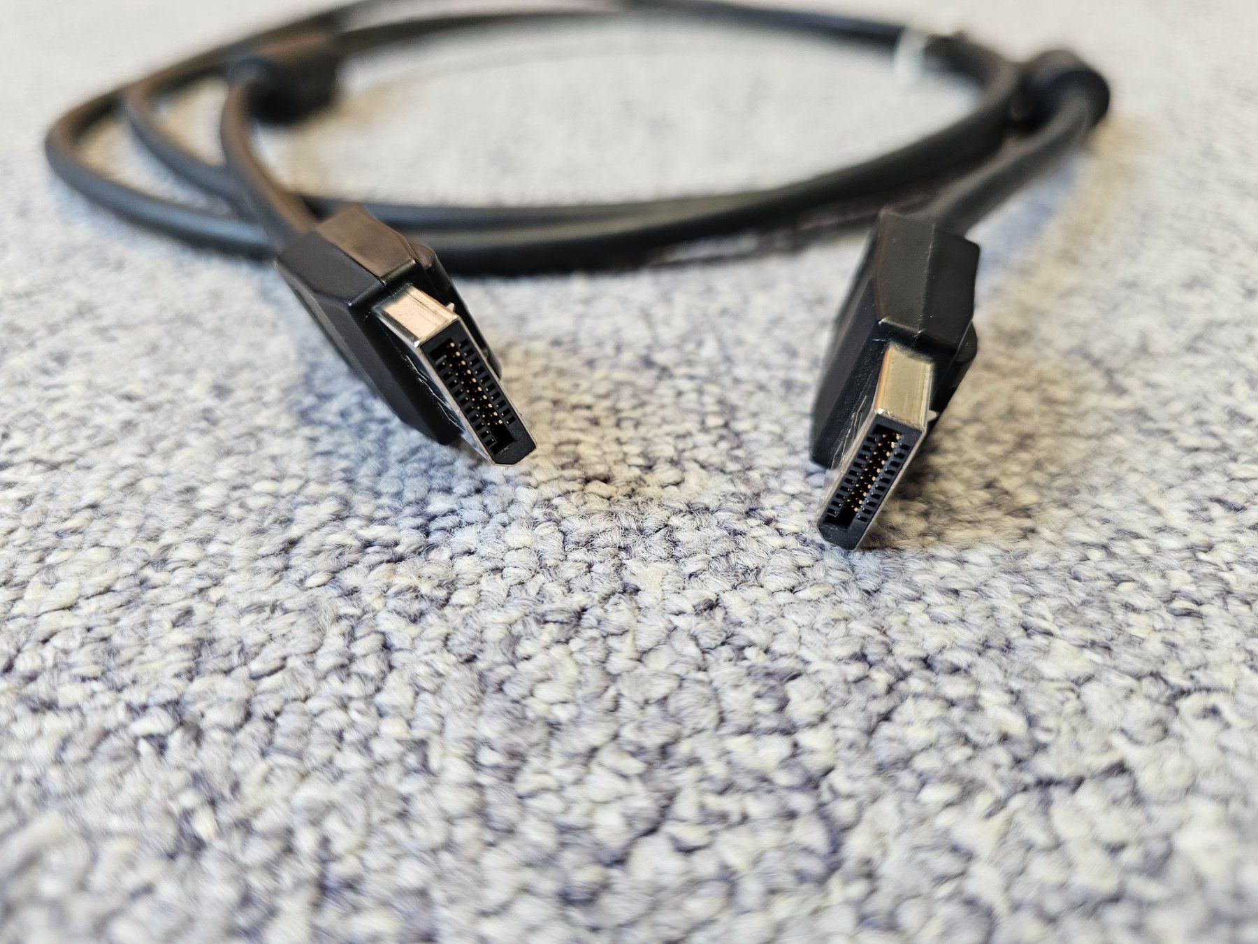 Cavi: Kabel Displayport zu Displayort, 1.80m – Usato da Niederglatt ZH venduto da Grx5 2