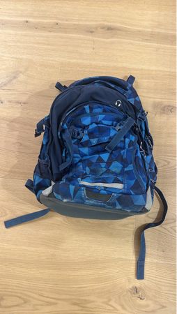 Satch Rucksack blau gemustert oft gebraucht