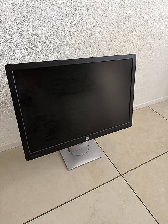 Hewlett Packard Monitore: HP Monitor E242 – Gebraucht aus Emmen von Thoka1531