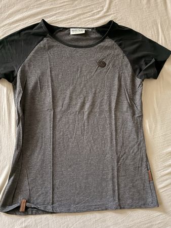 Sommer T-Shirt von Naketano, Grösse M, Top Zustand!