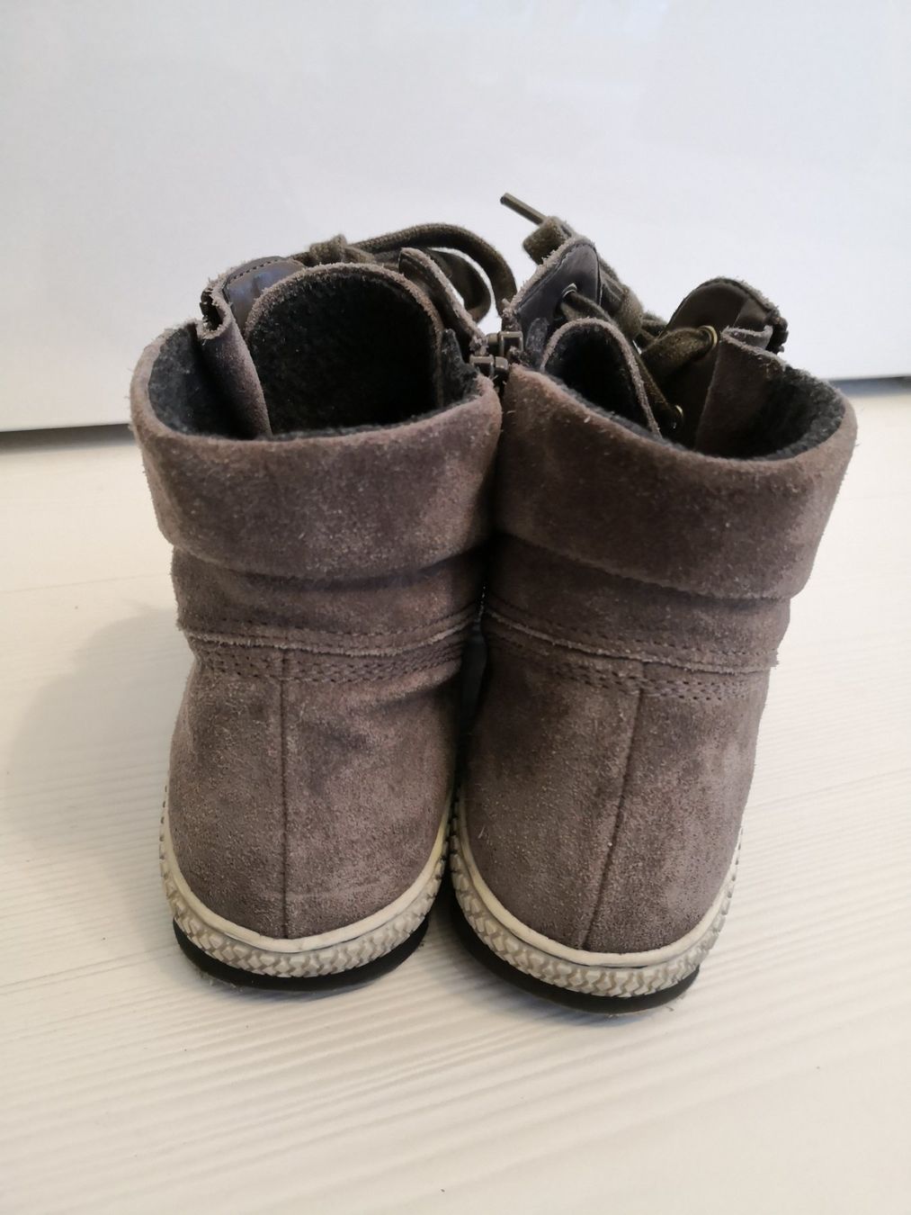 Gabor Scarpe da donna: 🤩GABOR SNEAKER WILDLEDER GRAU – Usato da Olten venduto da Naja-Twins-Twins 4