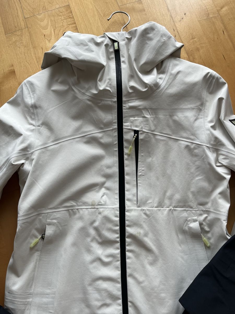 Roxy Jacken: Roxy 3L Gore-Tex Jacke + Bib Pant – Gebraucht aus Bönigen von Bergeli 3