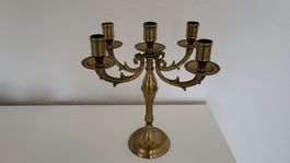 5flamiger Messing Kerzenständer, H 27cm, B 21cm