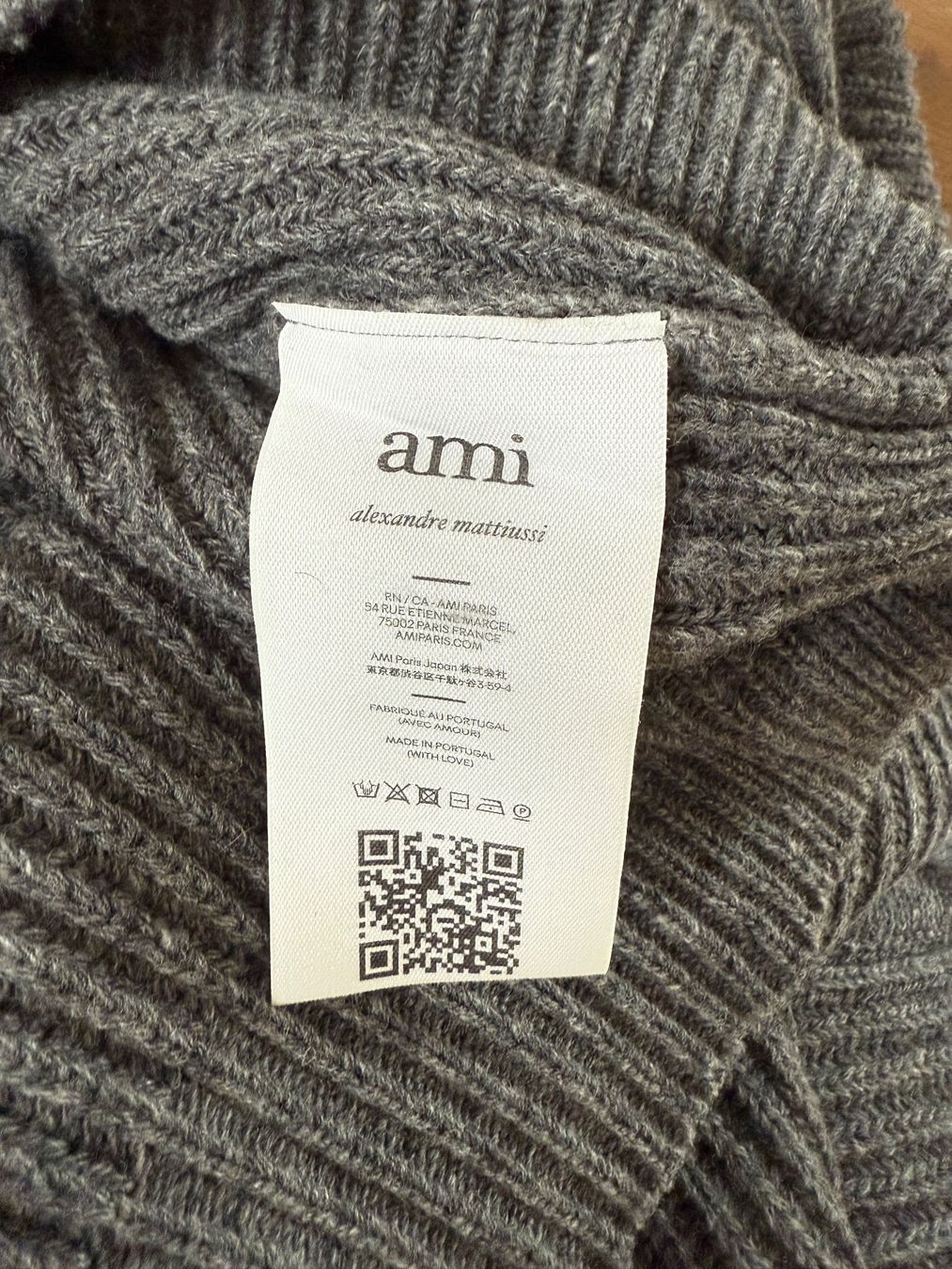 Maglioni & Felpe: Ami Pullover Sweatshirt – Nuovo (secondo la descrizione) da Winterthur venduto da 19.19 4