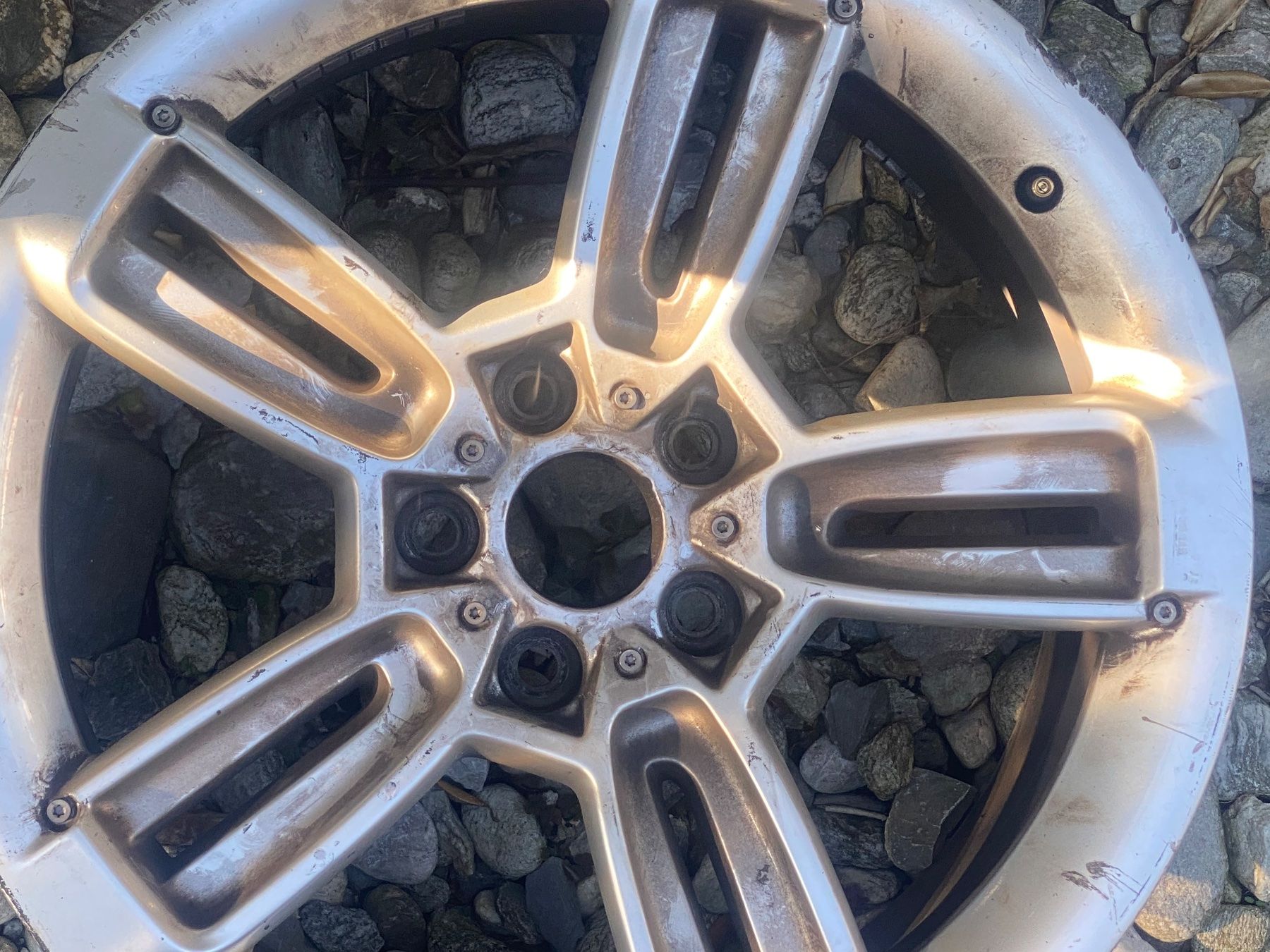 Audi Cerchioni: Jantes alu Audi a6 5x112 – Usato da Ardon venduto da Jm8 7