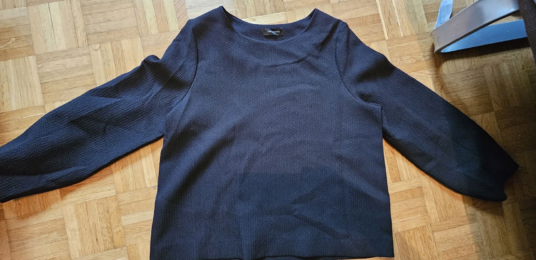 Pulls & Sweat-shirts: pull noir Cop Copine manches 3/4 Belle qualité – D'occasion à Yverdon-les-Bains par van_dq65 4