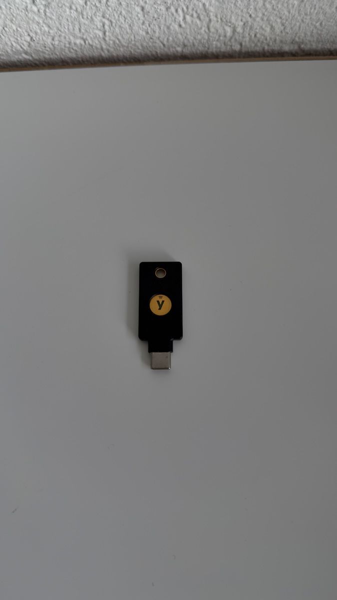 Yubico Chiavette USB: Yubico YubiKey 5C NFC – Nuovo (secondo la descrizione) da Vevey venduto da diogodasilva_