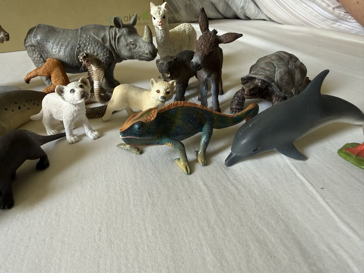 Schleich Statuette: 19 Schleich Tiere  – Usato da Zürich venduto da zuerich16 2