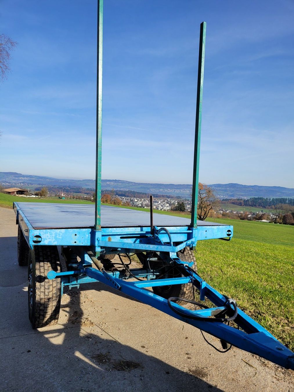 Rimorchi: Anhänger mit hydraulischen Bremsen – Usato da Muri AG venduto da KUCHLEKATH 2