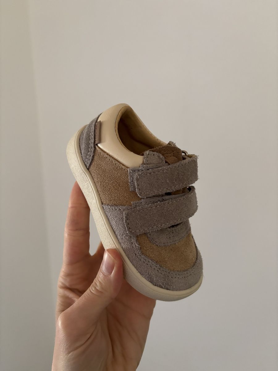 Scarpe per ragazzi: Baby sneakers leather size 21 – Nuovo e nell'imballaggio originale da Villard-sur-Chamby venduto da kamila_1024 1