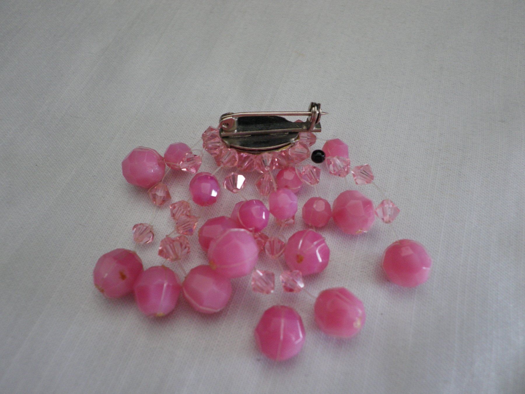 Spille & Fermagli: Flippige Brosche in Rosa – Usato da Reinach BL venduto da Annodomini 3