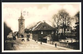 Basel, St. Johanntor mit Auto, Kutsche u