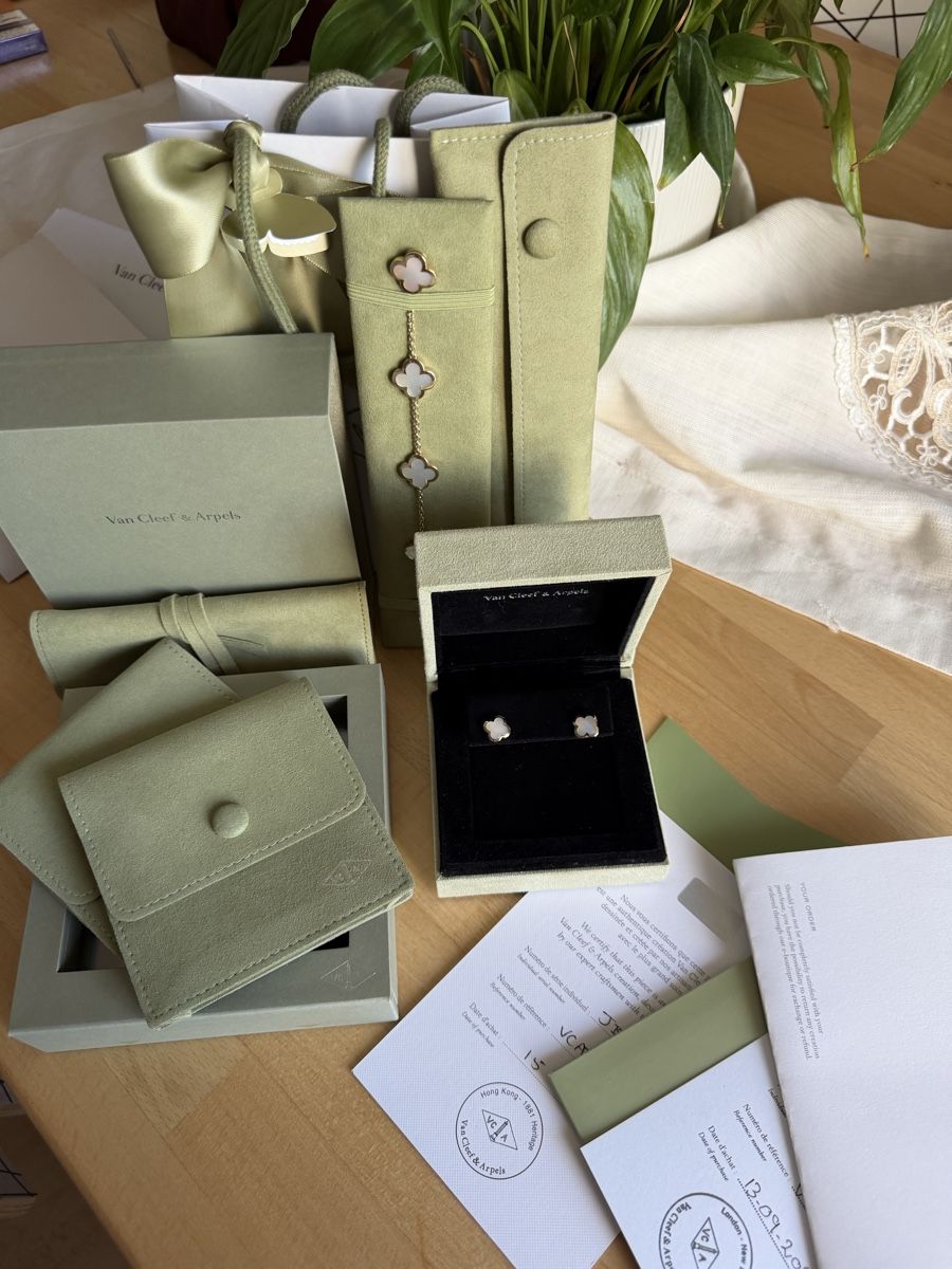 Sonstiger Schmuck: Original Van Cleef & Arpels Pure Alhambra Set mit Perlmutt – Gebraucht aus Bern von AndrewHM 7