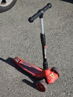 Trottinette Ferrari enfant - Roulez avec style!