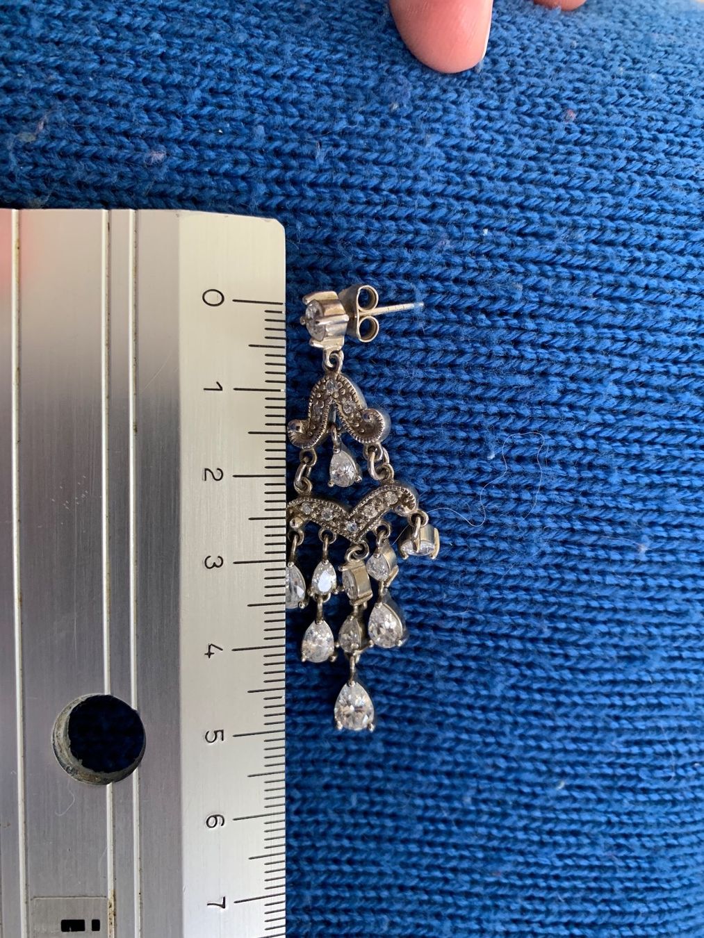 Ohrringe & -stecker: Silberohrringe mit Zirkonia – Gebraucht aus Birsfelden von Exclusivity 2
