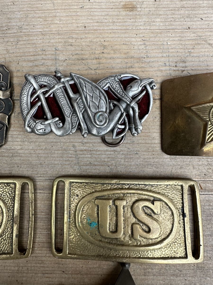 Boucles de ceinture: Gürtelschnallen, Aufstecker – D'occasion à Villmergen par Bezdupe 4