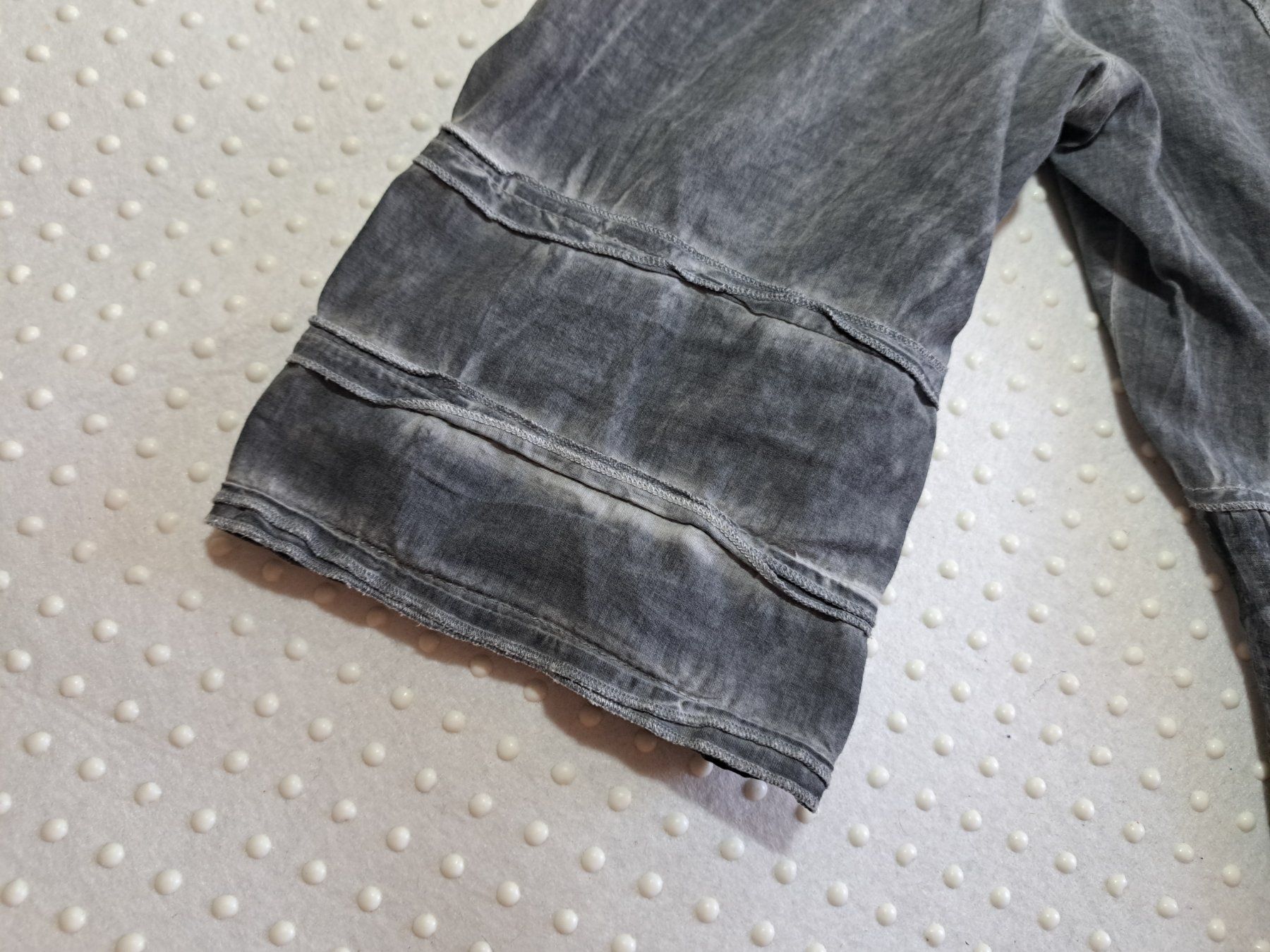 Camicette: Modische Damen Bluse grau mit Spitzen Gr. M – Usato da Gysenstein venduto da joshuas81 2