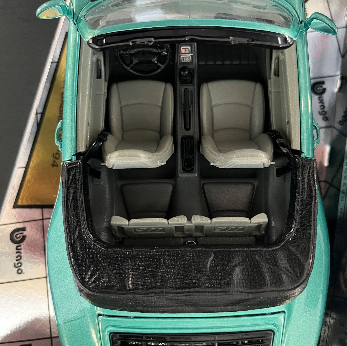 Porsche Modellautos: Porsche 911 Carrera Cabriolet '94 1:18 – Gebraucht aus St-Cergue von ncu_t267 5
