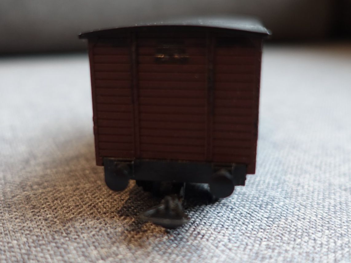 Kleinbahn Modellini di ferrovie: KLEINBAHN No. 331 ÖBB gedeckter Güterwagen, HO – Usato da Wallbach venduto da Sarrows 5