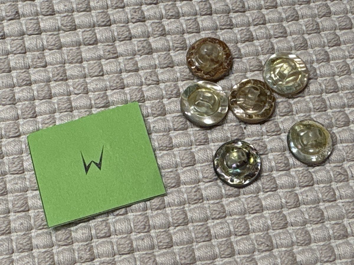 Knöpfe: 6 Perlmutt Knöpfe mit Strass / 11 mm – Neu (gemäss Beschreibung) aus Rümlang von BoutiqueMonique16 1