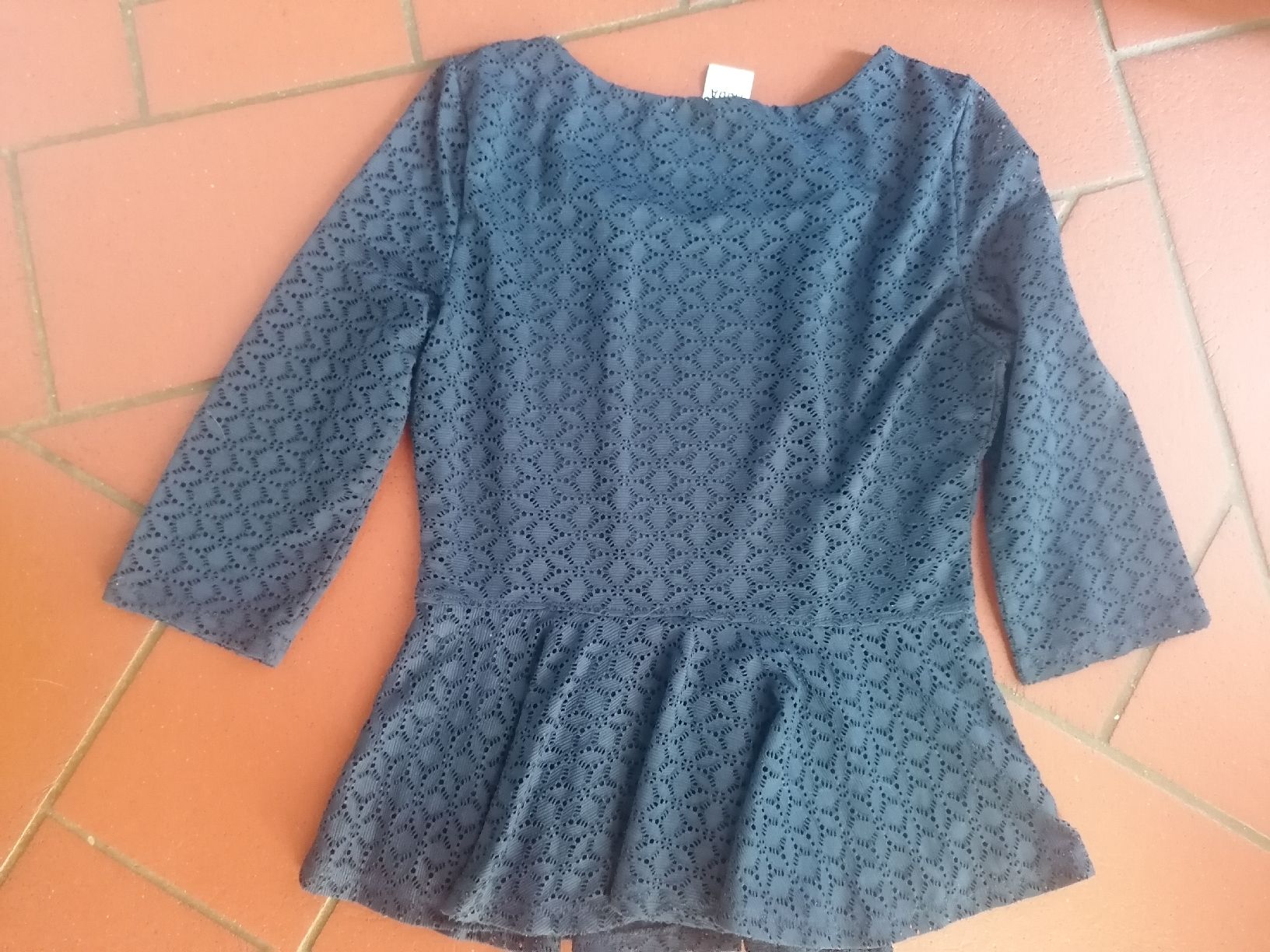 Vero Moda Camicette: **Elegante Spitzenbluse/shirt gr. M, dunkelblaue ** – Usato da Bedigliora venduto da Dolcezza0