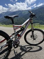 Specialized Status Downhill Velo