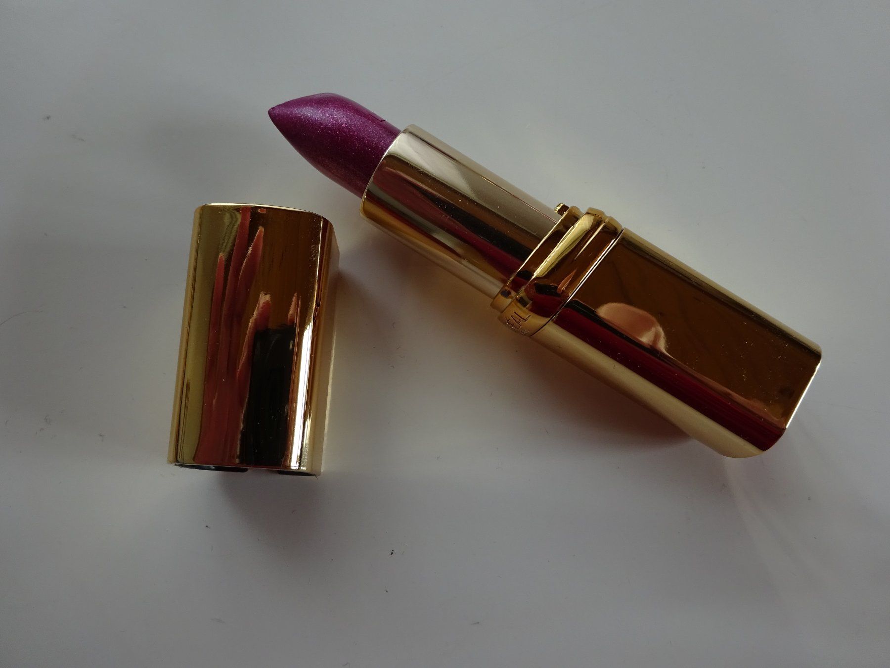 Maquillage: Lippenstift/Loreal – Neuf avec emballage d'origine à Rothrist par Mistery1