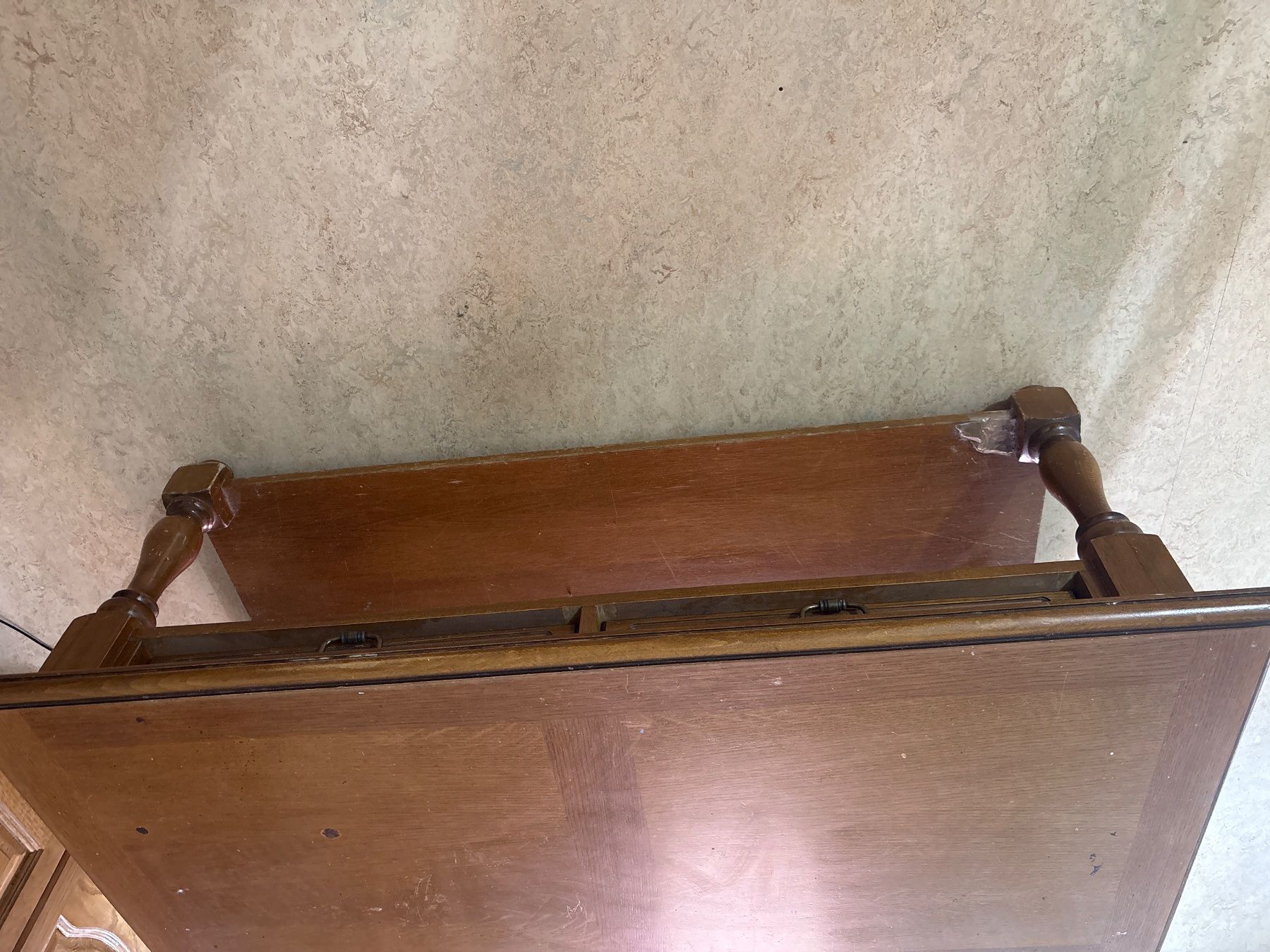 Tavoli: Couchtisch Holz mit Schubladen und Ablage Gebraucht – Usato da Zürich venduto da sam_t67y 1