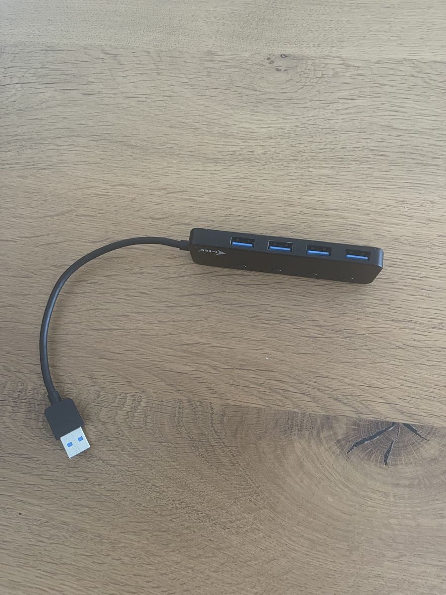 Hubs & Switches: 4 Port USB HUB  – Gebraucht aus Münchenbuchsee von ana_6vx7 2