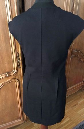 Schönes Kleid von Mango Gr 36, ideal für die kühlere Jahresz