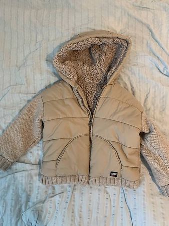 Zara gefütterte Herbstjacke beige Gr. 98