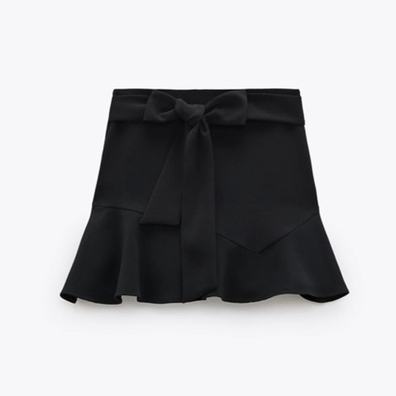 Zara Gonne: Bow Skort schwarz S/36 Zara – Usato da Zürich venduto da pwa_7qr5 1
