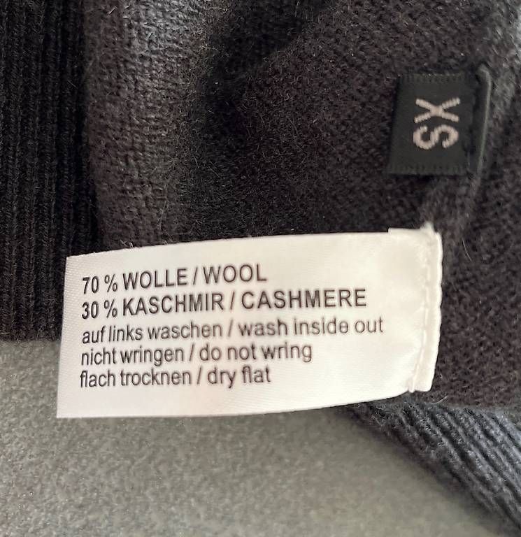 Maglioni & Felpe: Cashmere Pullover Kurzarm weit – Usato da St. Gallen venduto da steppenpferdchen 1