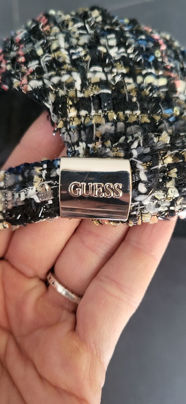 Guess Copricapi, berretti & cappellini: Guess Baseballcap, neuwertig, top Zustand – Nuovo (secondo la descrizione) da Brugg AG venduto da Leona90 4