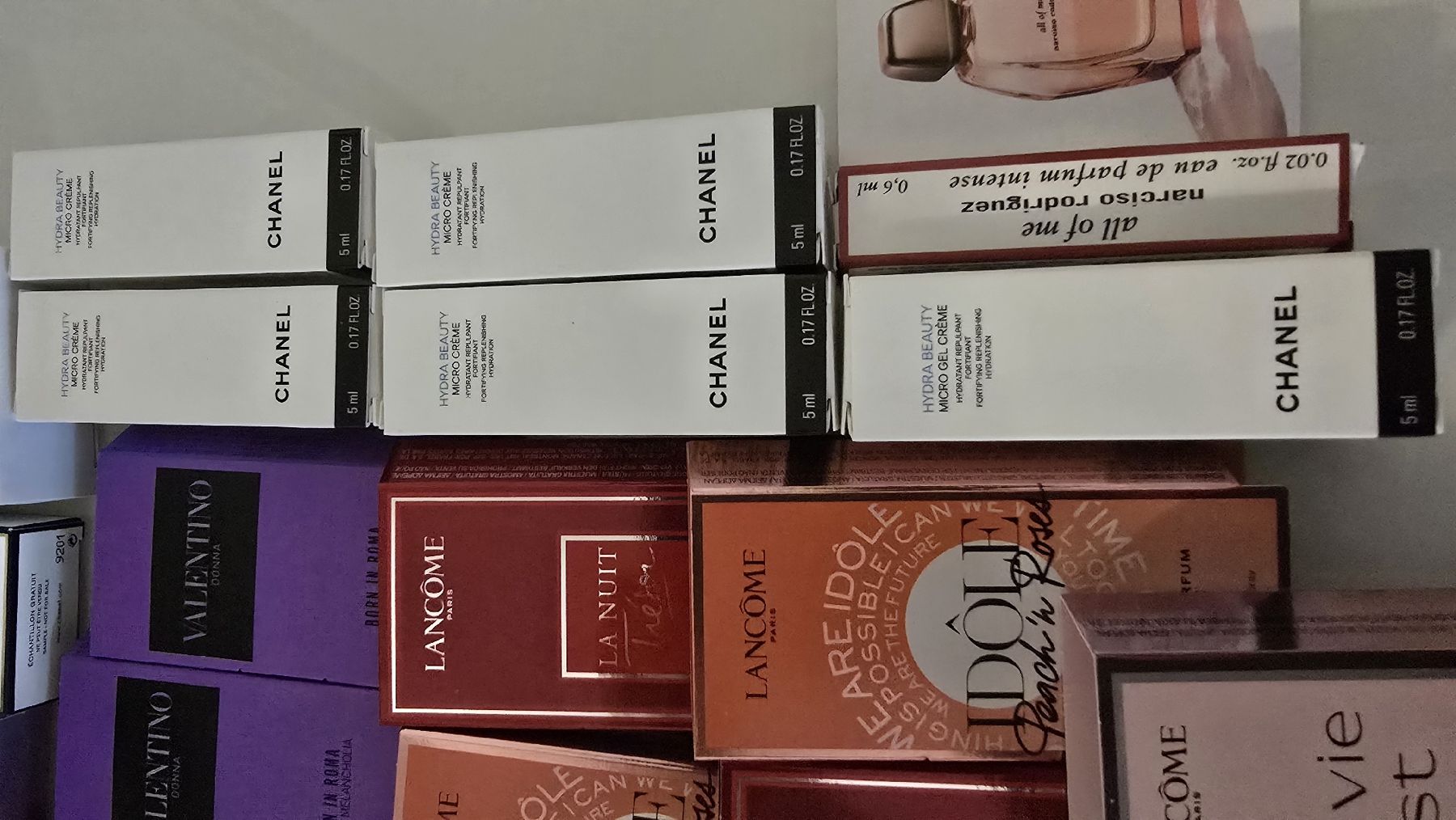 Chanel Parfum & Eau de Toilette: Dior-Chanel- Louis Vuitton Parfumminis Set – Neu (gemäss Beschreibung) aus wallisellen von funkelsternchen5 7