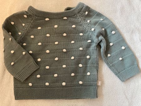 Herziger Pulli mit Punkten