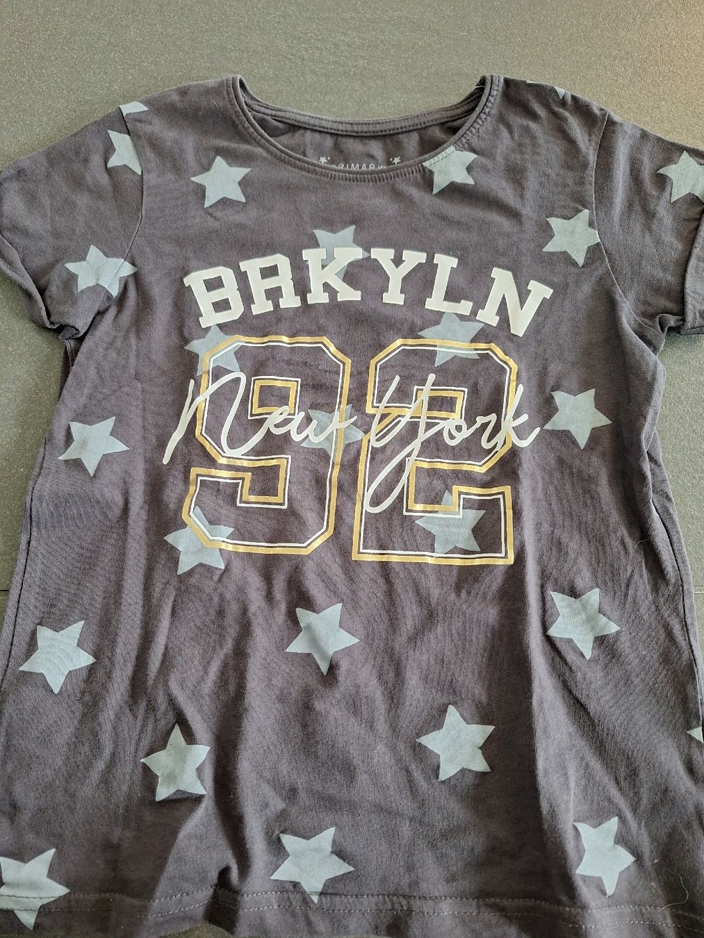 Camicette, T-shirt & Top: T-Shirt Gr. 140 – Usato da Brittnau venduto da Norge77
