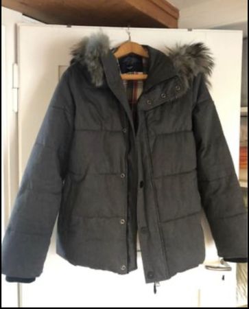 Winter Jacke von Armani Jeans abnehmbare Kapuze, Grösse M
