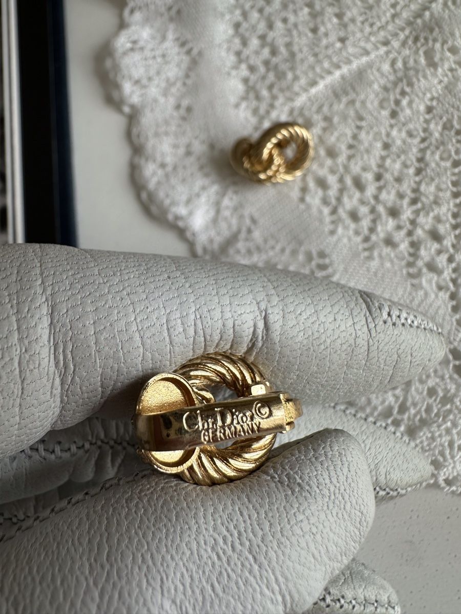 Dior Orecchini pendenti & Orecchini a lobo: Christian Dior Ohrclips vintage – Usato da Zollikon venduto da pan_8jtm 5
