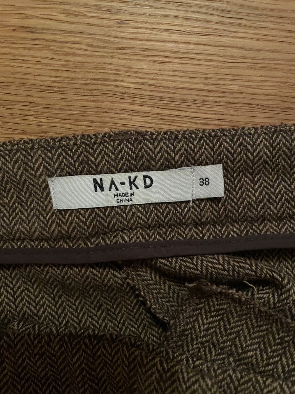 Na-kd Pantalons: Anzugshose Grösse 38 – D'occasion à Basel par joh_vl7m 3
