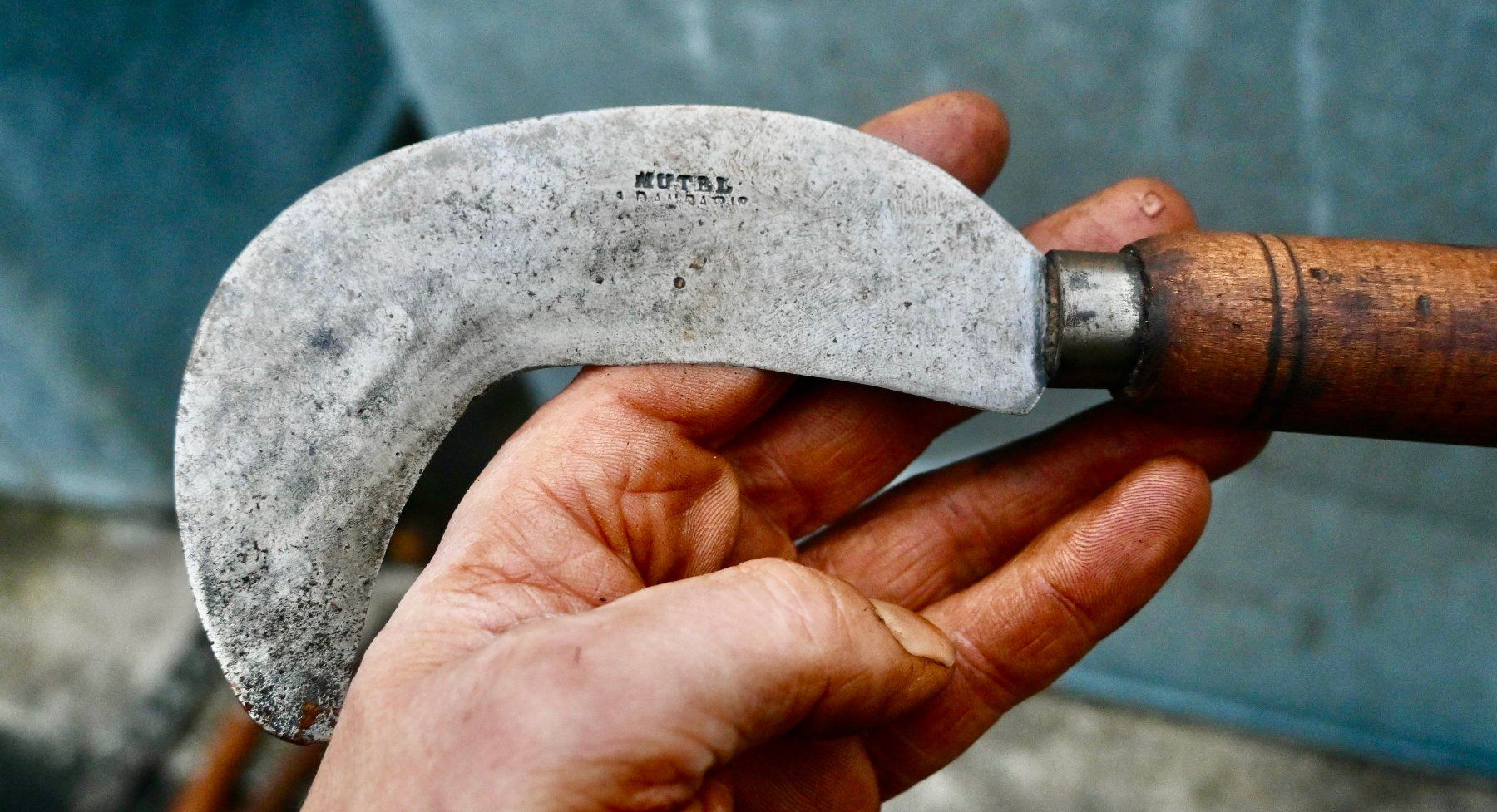 Tutti gli attrezzi: ANTIKE Handsichel Länge ca. 25cm - MUTEL À DAMPARIS – Usato da Pfaffhausen venduto da mono_rec 3