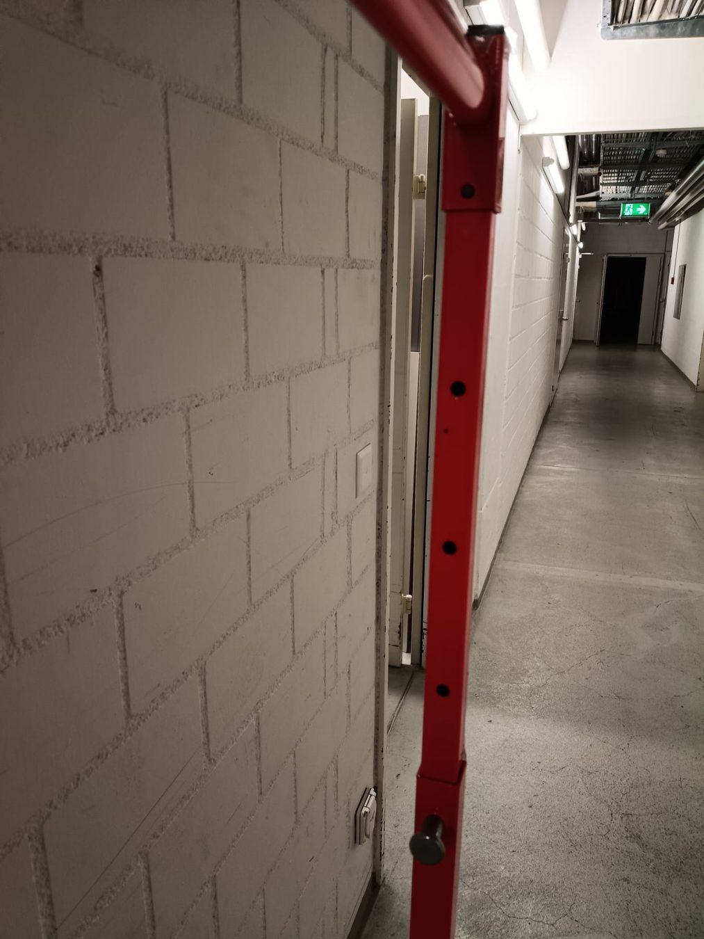 Altro in Decorazioni & Accessori: 1 Rollständer / Kleiderständer – Usato da Zürich venduto da Zymonick1984 2