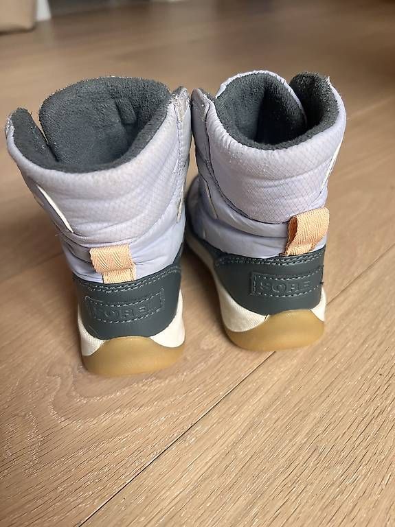 Schuhe für Jungen: Sorel Winterschuhe Grösse 24 – Gebraucht aus Maur von Franzifisch 2